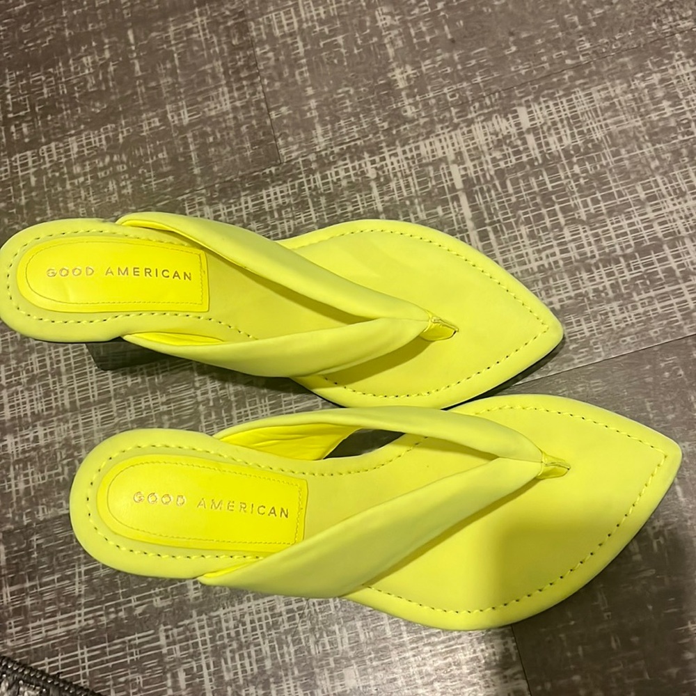 Good American thong heels